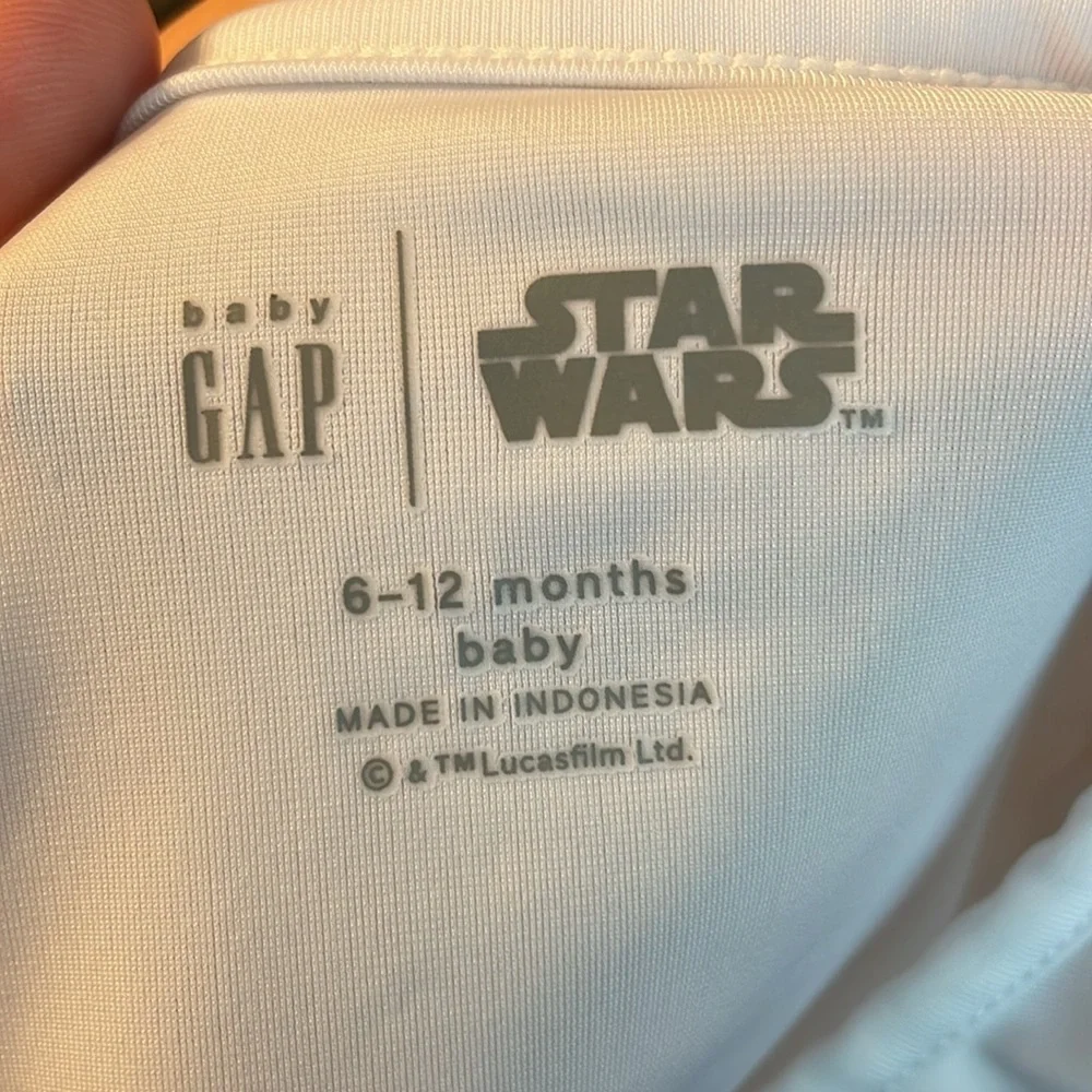 babyGap | Star Wars™ Recycled Polyester 2-Piece Swim Set size 6-12 months